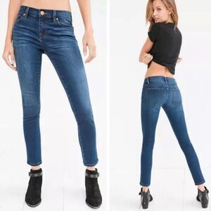 BDG Medium Wash Mid Rise Twig Skinny Jeans